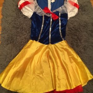 Snow White Costume